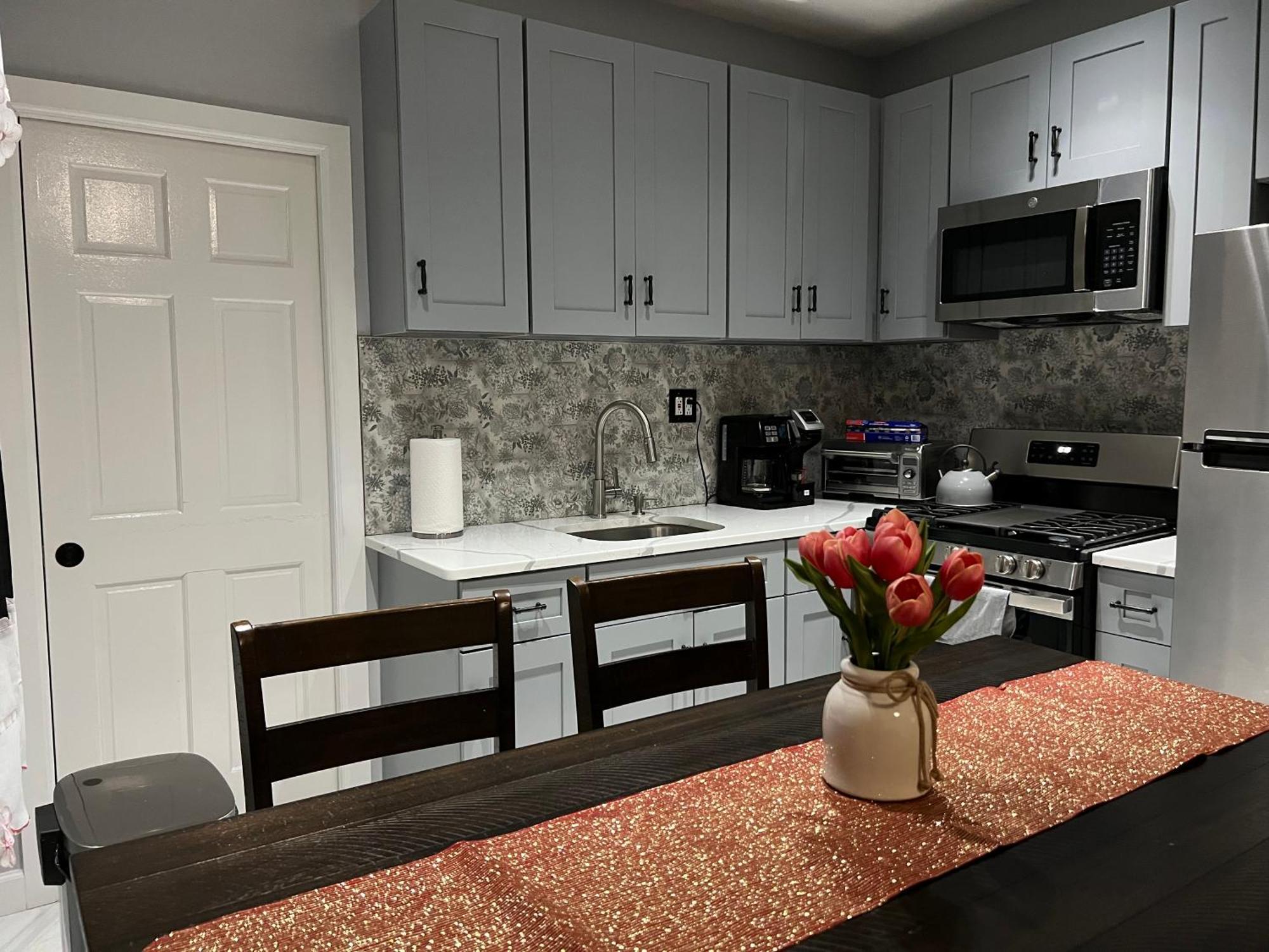 3 Bedrooms In 2Nd Floor Modern Brooklyn Home, Close To J Train 纽约 外观 照片